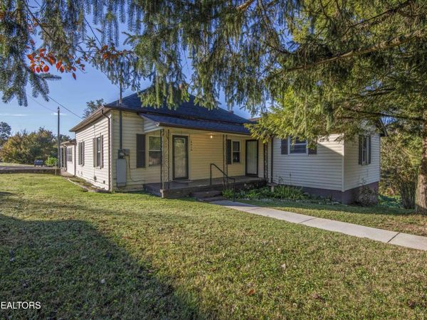 9316 Tipple Lane, Mascot, TN 37806