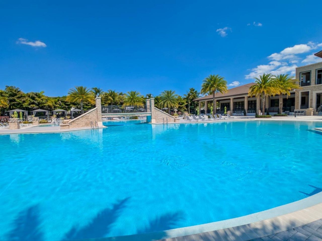 8723 NW 102nd Pl, Doral, FL 33178 Photo