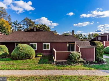 819 BRIAN DRIVE, ENOLA, PA 17025