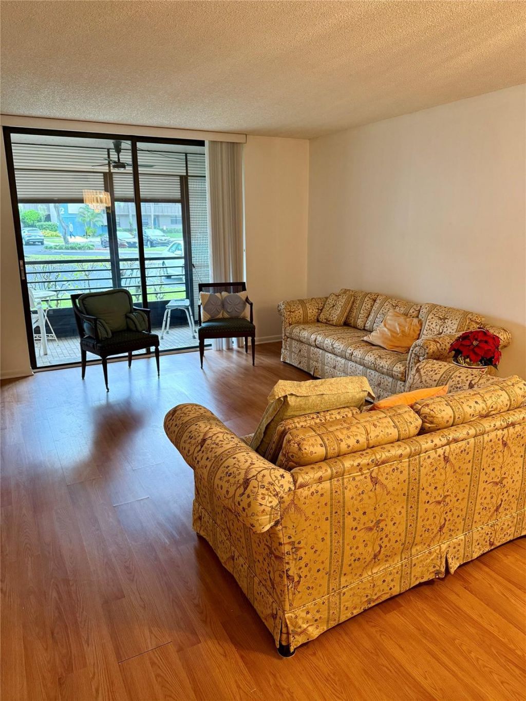 900 Colony Point Circle, Unit 121, Pembroke Pines, FL 33026 Photo