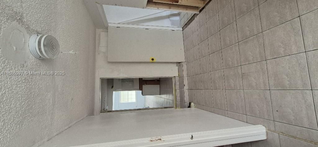 610 E 6th Pl, Hialeah, FL 33010 Photo