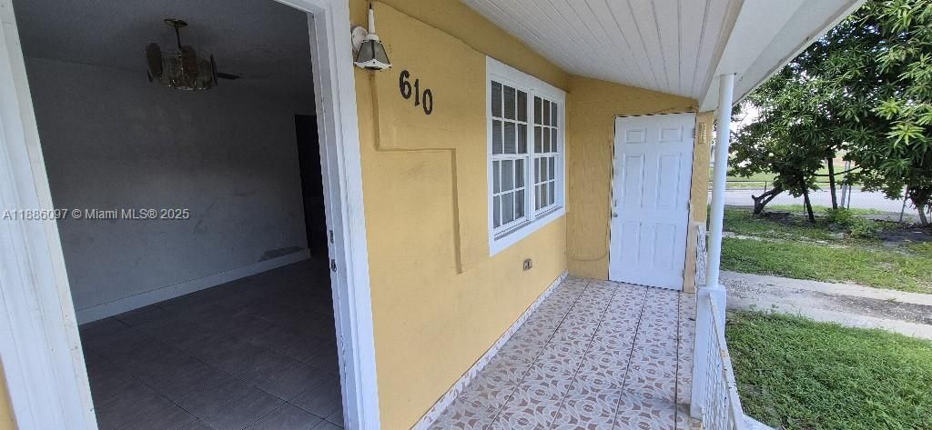610 E 6th Pl, Hialeah, FL 33010 Photo