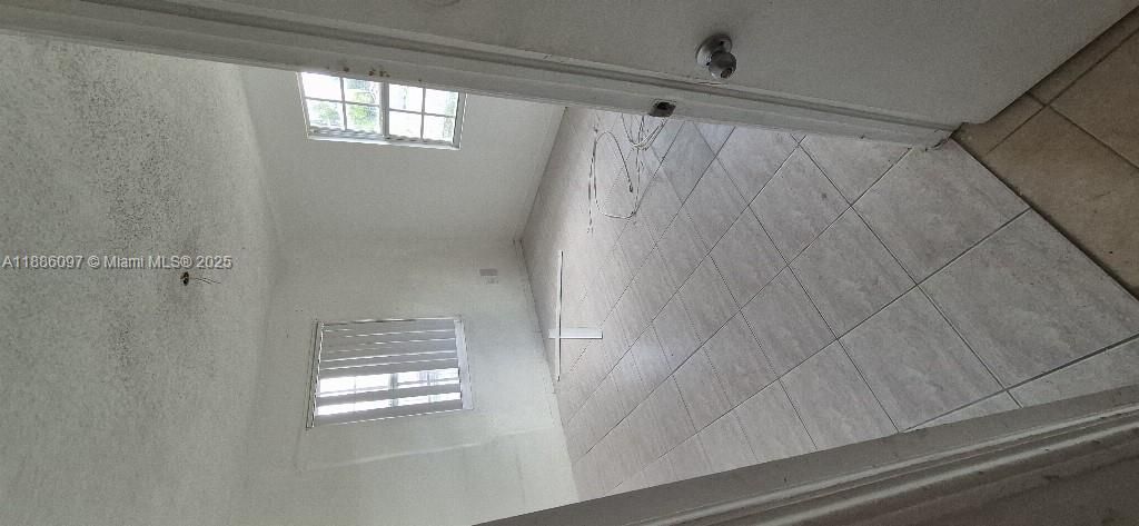 610 E 6th Pl, Hialeah, FL 33010 Photo