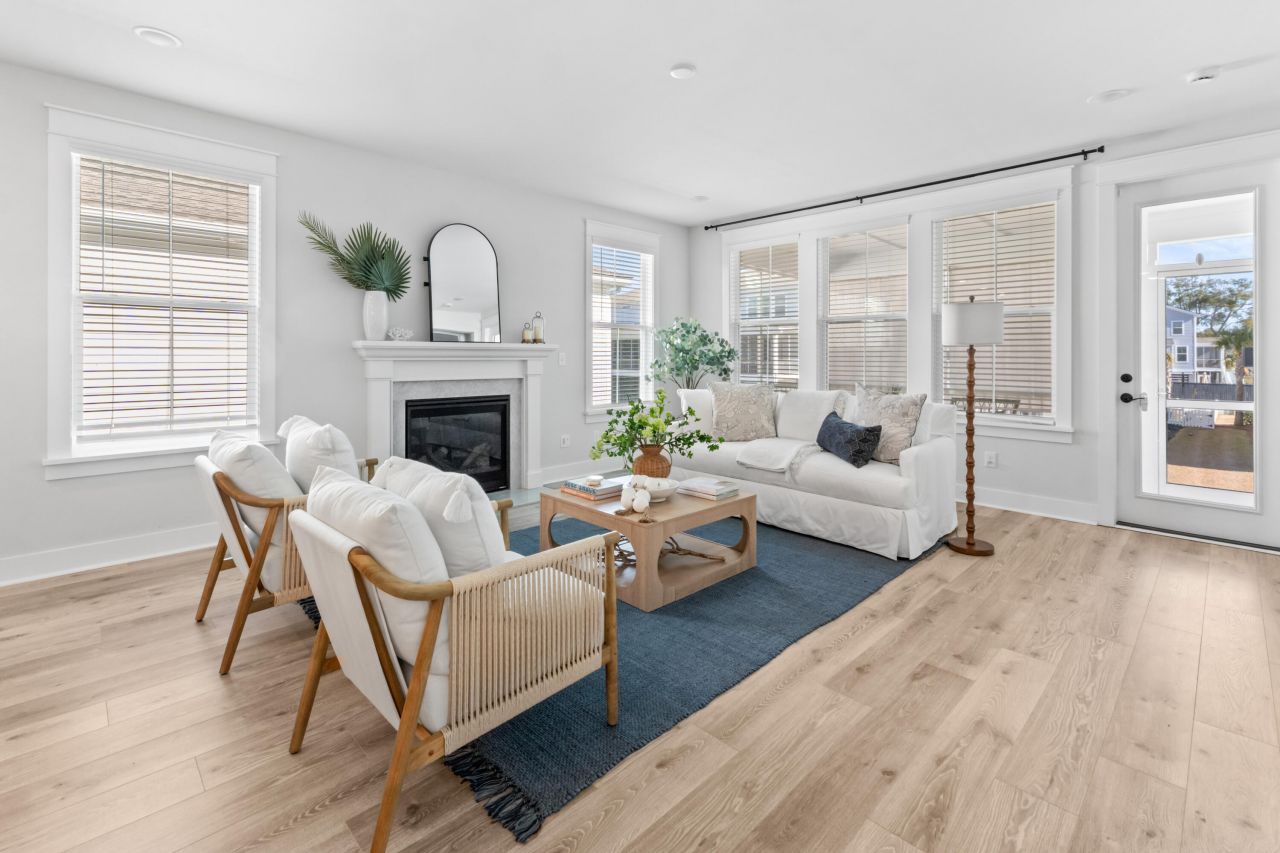 1554 N Lakeshore Drive Photo 15