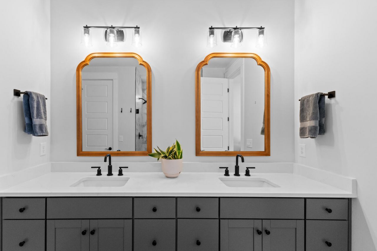 1554 N Lakeshore Drive Photo 28