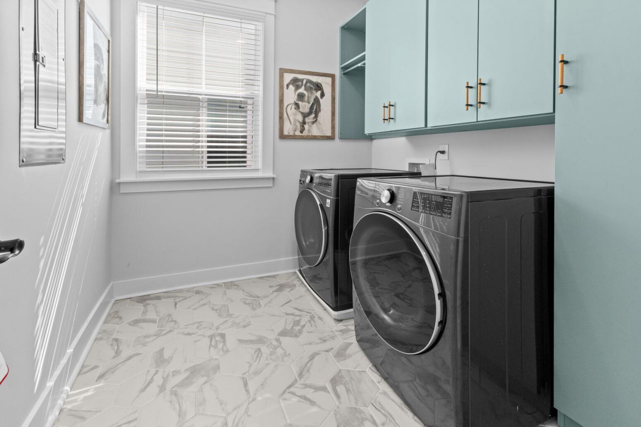 1554 N Lakeshore Drive Photo 31