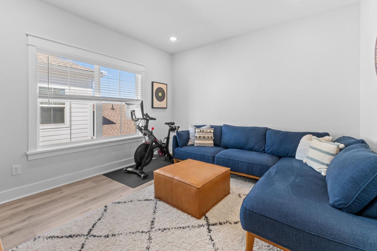 1554 N Lakeshore Drive Photo 35