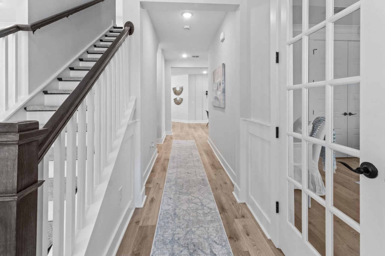 1554 N Lakeshore Drive Photo 4