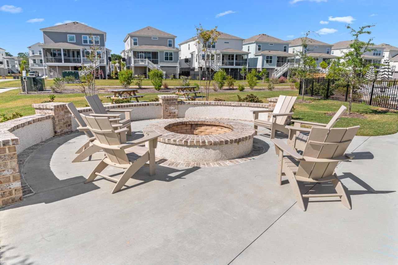 1554 N Lakeshore Drive Photo 61