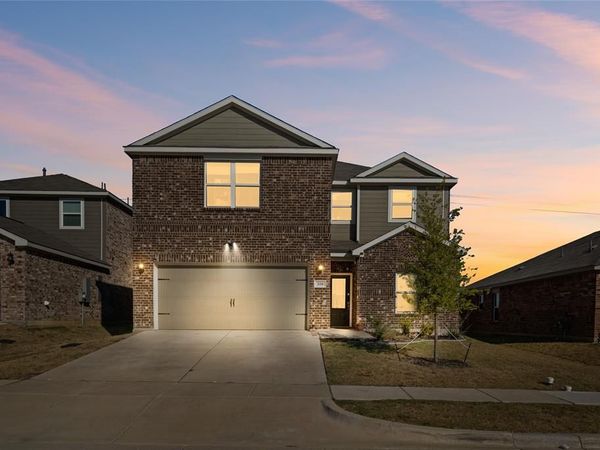 310 Condie Russell Avenue , Venus, TX 76084