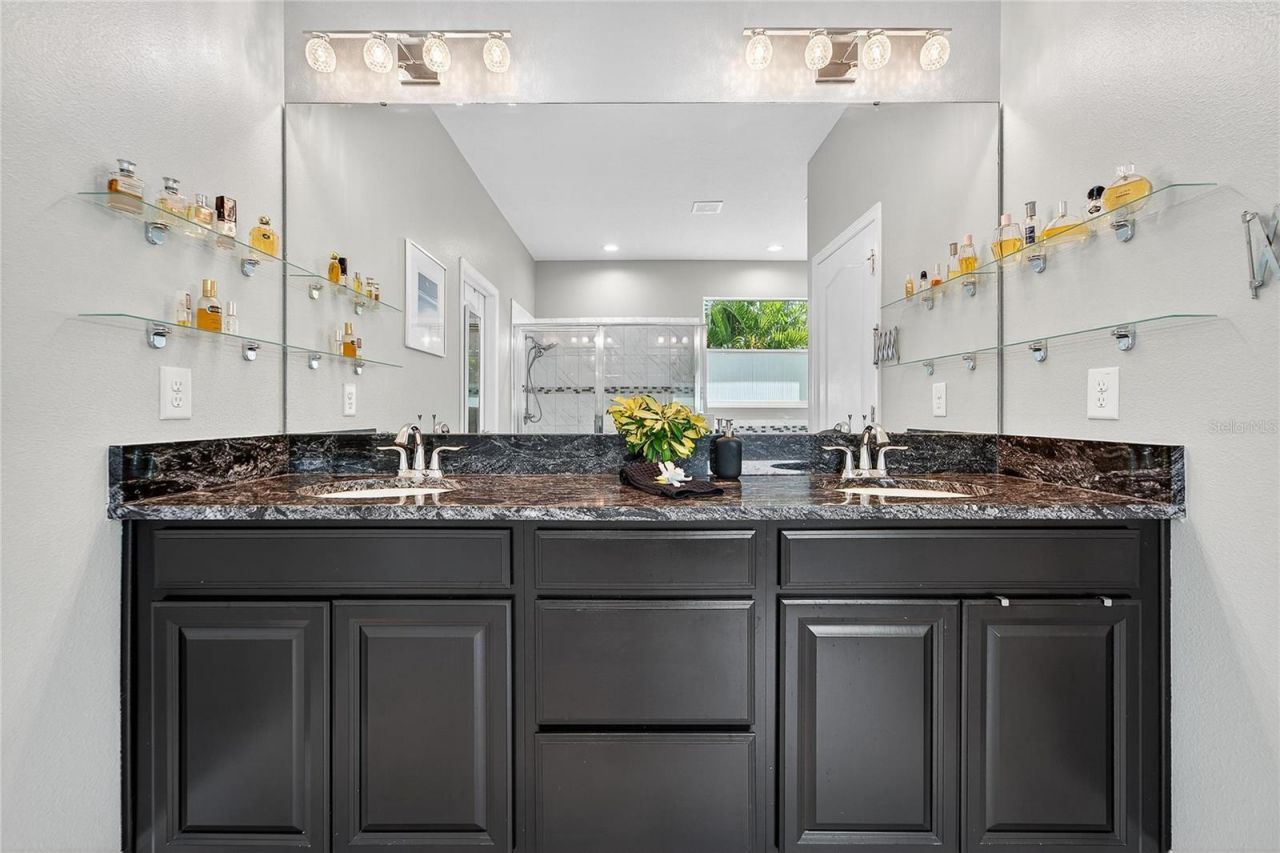 11525 Lake Lucaya Drive, Riverview, FL 33579 Photo