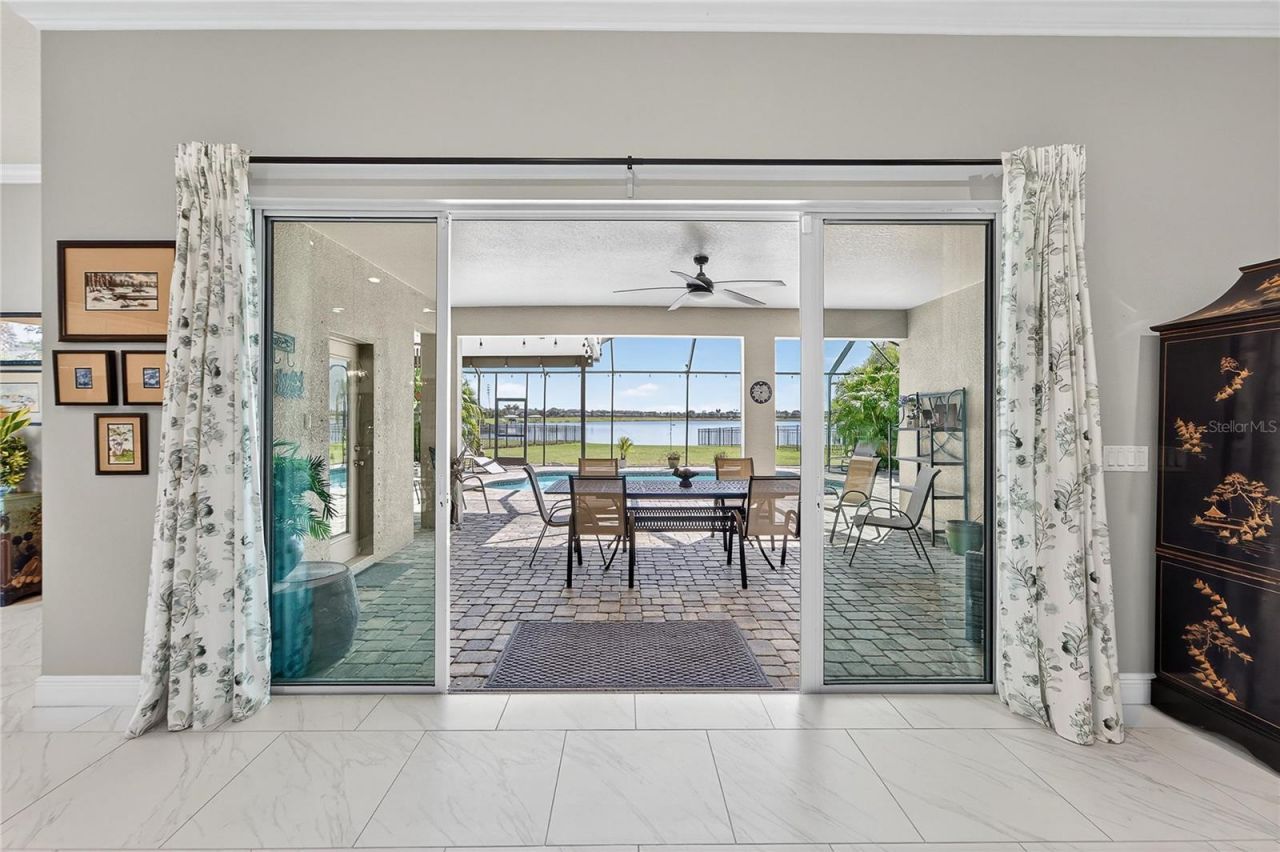 11525 Lake Lucaya Drive, Riverview, FL 33579 Photo