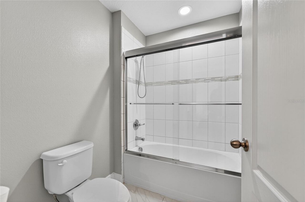 11525 Lake Lucaya Drive, Riverview, FL 33579 Photo