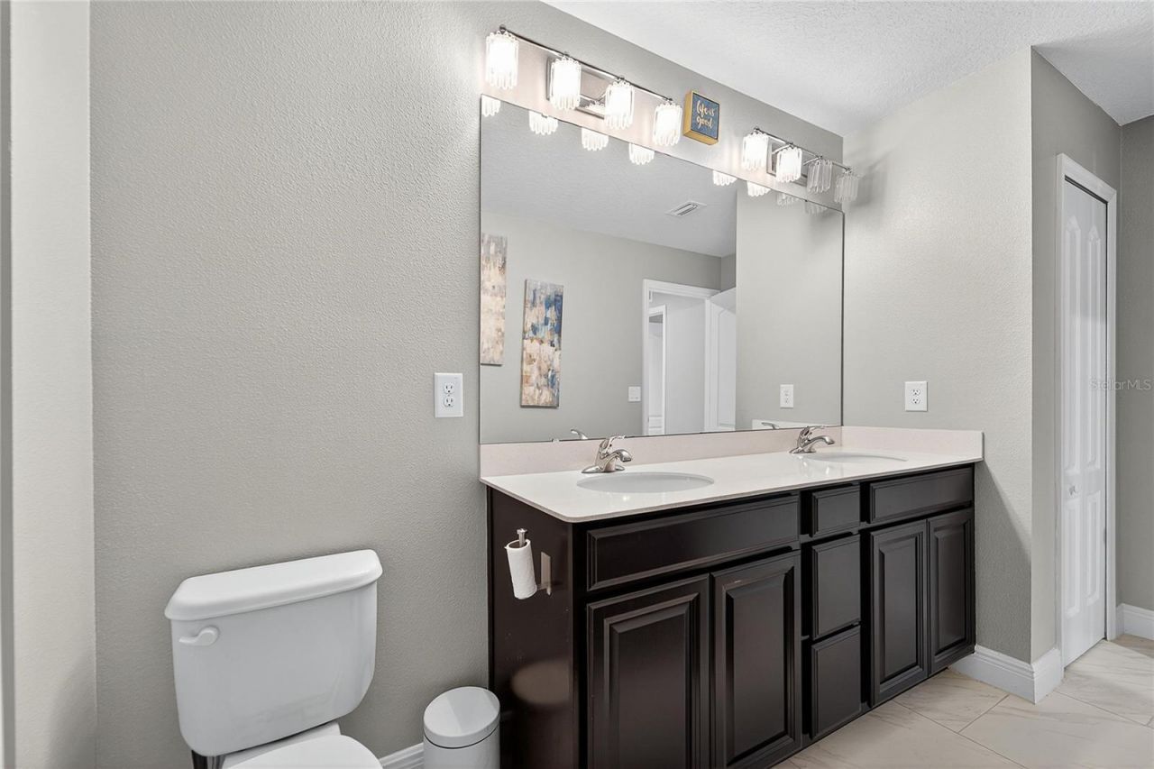 11525 Lake Lucaya Drive, Riverview, FL 33579 Photo