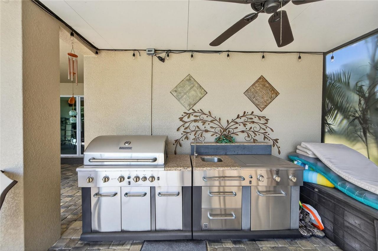 11525 Lake Lucaya Drive, Riverview, FL 33579 Photo