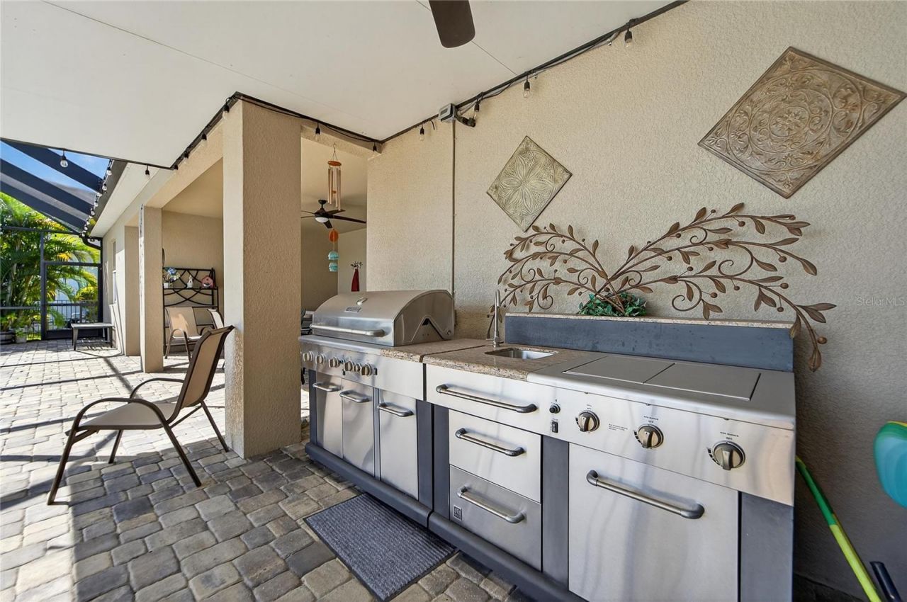 11525 Lake Lucaya Drive, Riverview, FL 33579 Photo