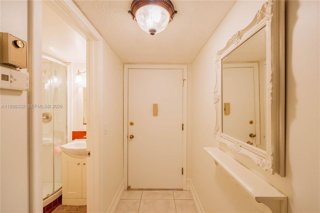 4750 NW 22nd Ct, Unit 211, Lauderhill, FL 33313 Photo