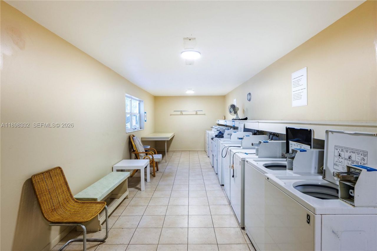 4750 NW 22nd Ct, Unit 211, Lauderhill, FL 33313 Photo