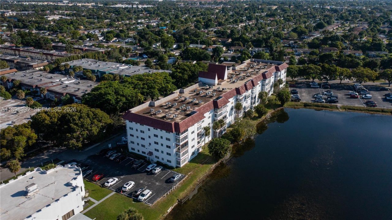 4750 NW 22nd Ct, Unit 211, Lauderhill, FL 33313 Photo