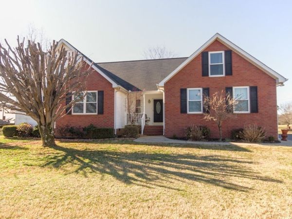 4365 Blackman Rd, Murfreesboro, TN 37129