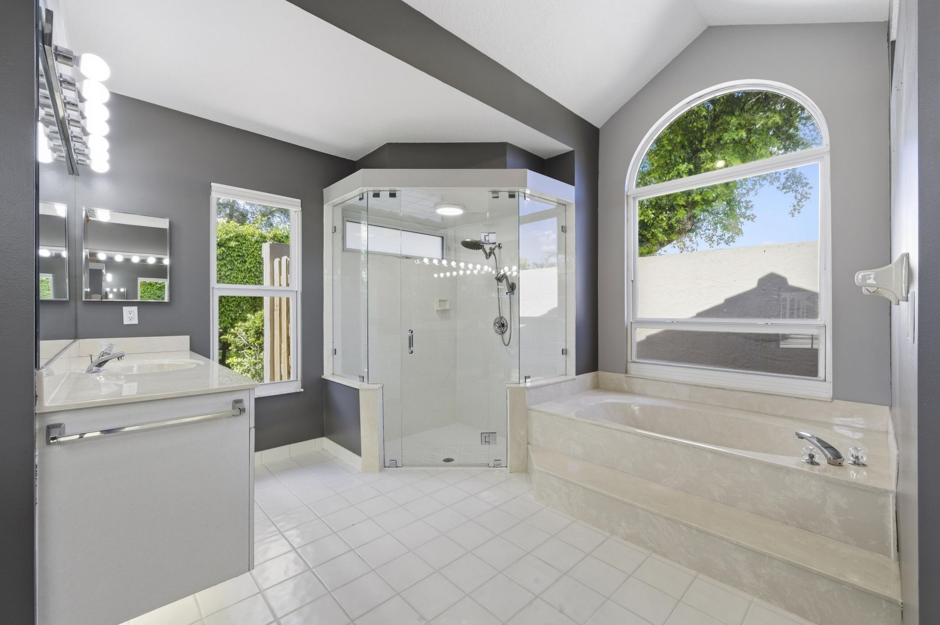 8776 Man O War Road, Palm Beach Gardens, FL 33418 Photo