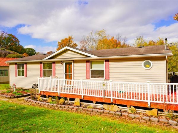 204 Hollowvue Road, Wampum, PA 16157