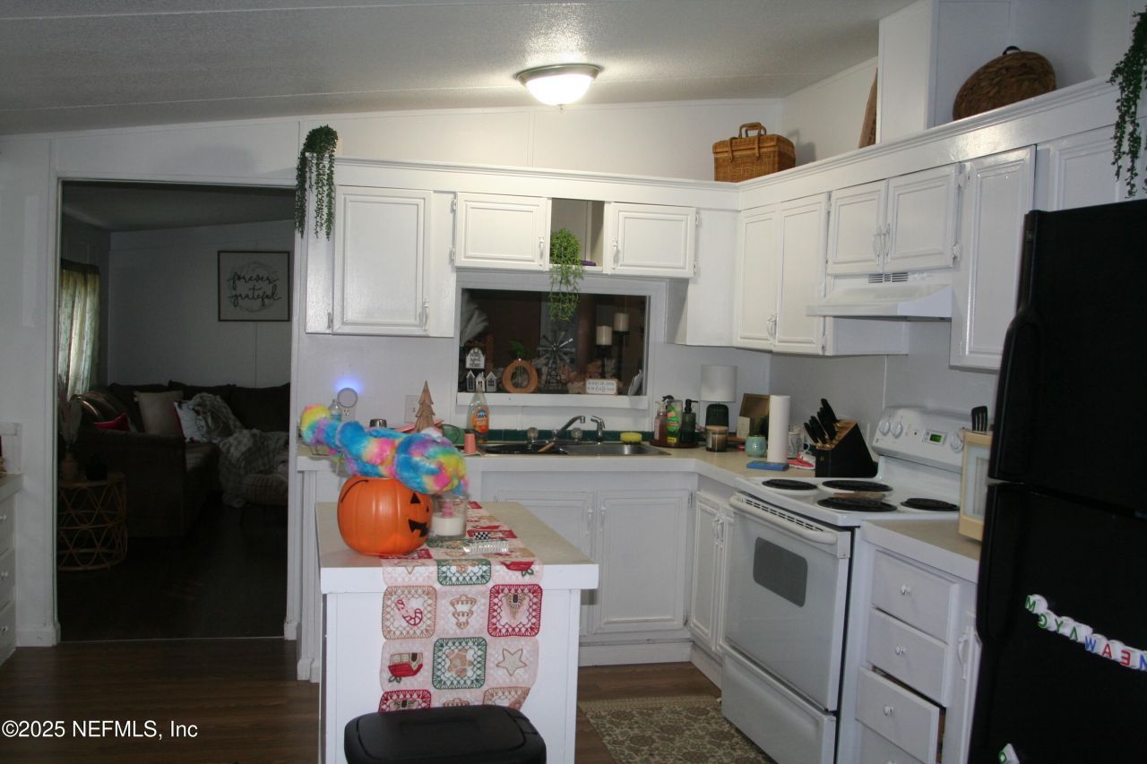 5794/5806 Woodlawn Cemetery Road, Macclenny, FL 32063 Photo