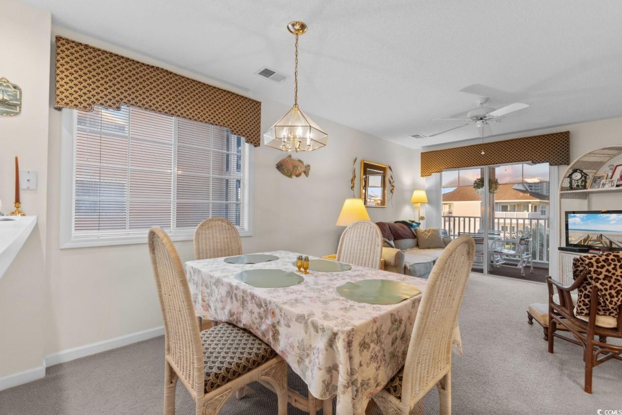 1900 Duffy St. Photo 12