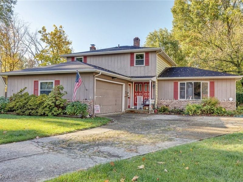 4666 Brendan Circle, North Olmsted, OH 44070 Photo 1