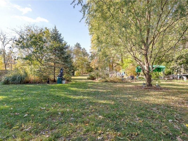 4666 Brendan Circle, North Olmsted, OH 44070 Photo 32