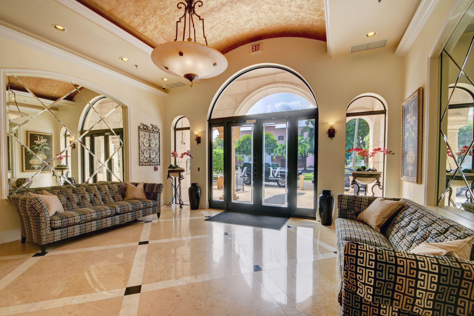 616 Clearwater Park Road, Unit 913, West Palm Beach, FL 33401 Photo