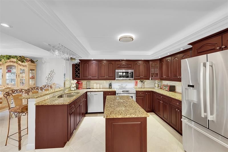 2900 NE 14th Street Causeway, Unit 304, Pompano Beach, FL 33062 Photo