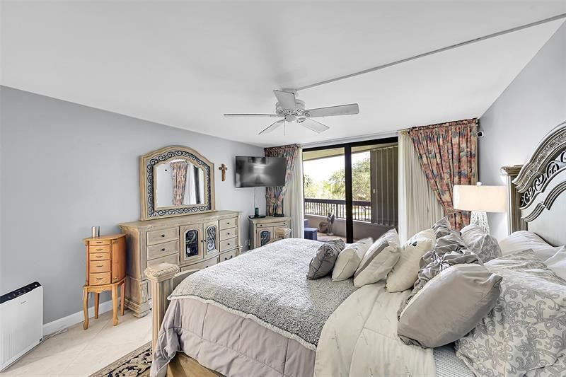 2900 NE 14th Street Causeway, Unit 304, Pompano Beach, FL 33062 Photo