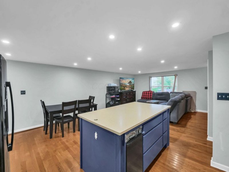 2272 Topaz Drive, Grove City, OH 43123 Photo 8