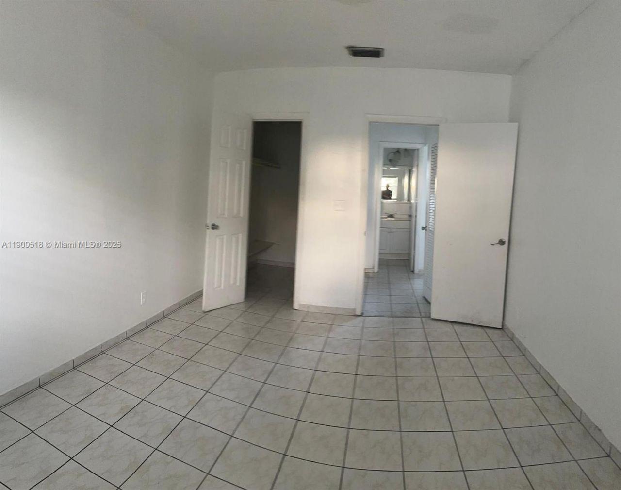 2420 Johnson St, Unit 303, Hollywood, FL 33020 Photo