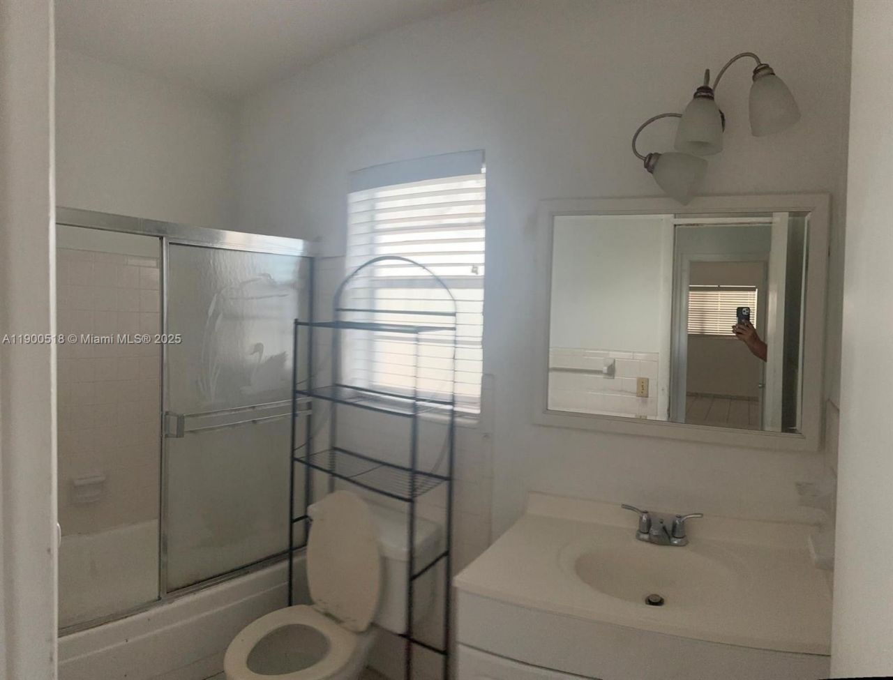 2420 Johnson St, Unit 303, Hollywood, FL 33020 Photo