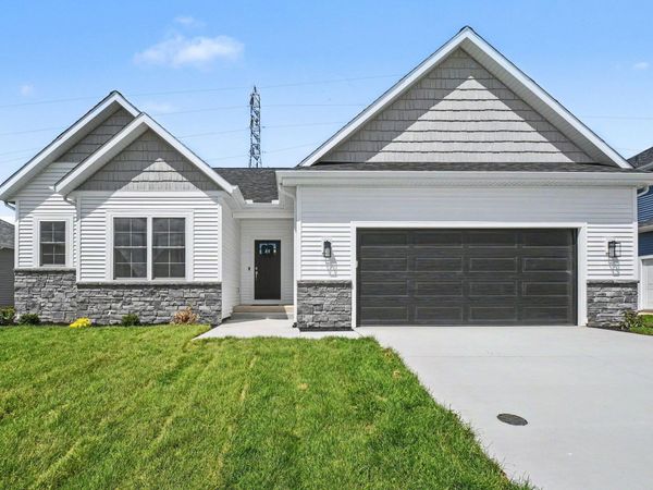 11377 Albany Ridge Drive, Osceola, IN 46561