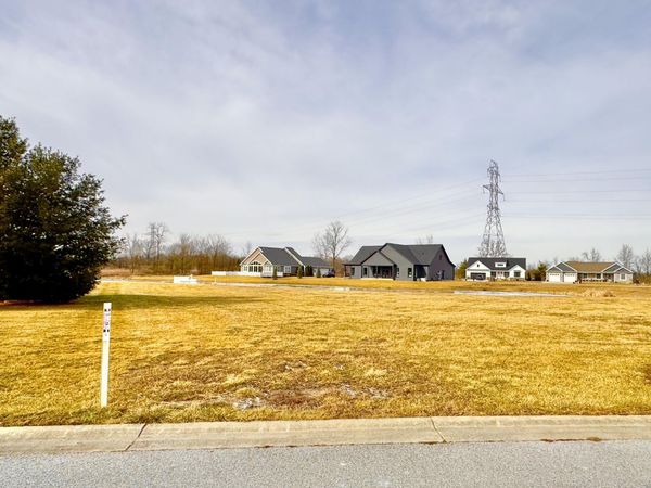 2648 Summer Rambo Court, Lima, OH 45806