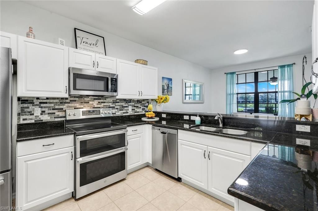 15239 Summit Place Cir, Unit 246, Naples, FL 34119 Photo