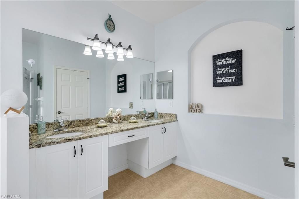 15239 Summit Place Cir, Unit 246, Naples, FL 34119 Photo