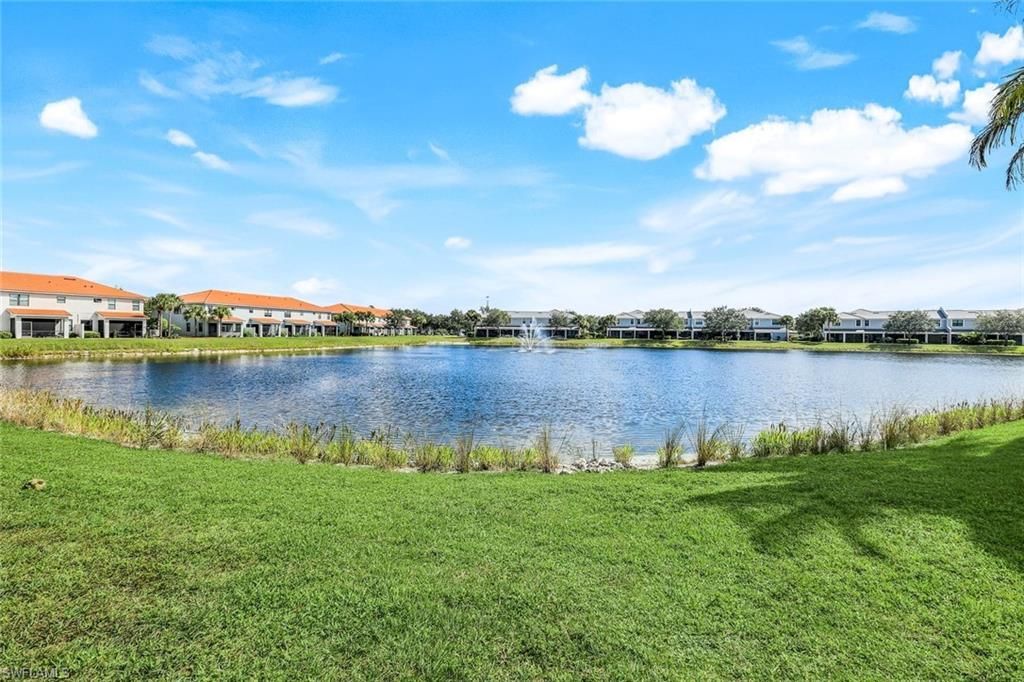 15239 Summit Place Cir, Unit 246, Naples, FL 34119 Photo