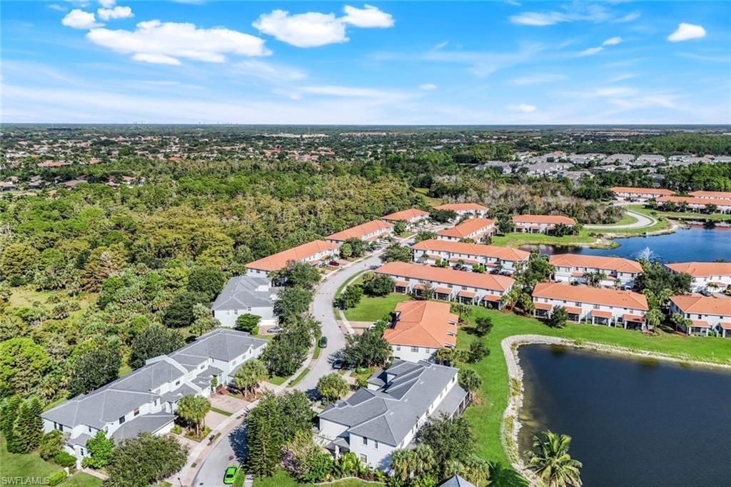 15239 Summit Place Cir, Unit 246, Naples, FL 34119 Photo