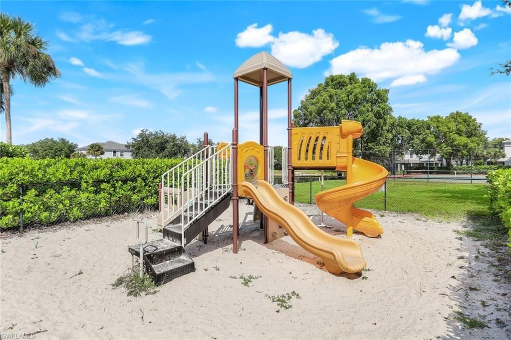 15239 Summit Place Cir, Unit 246, Naples, FL 34119 Photo