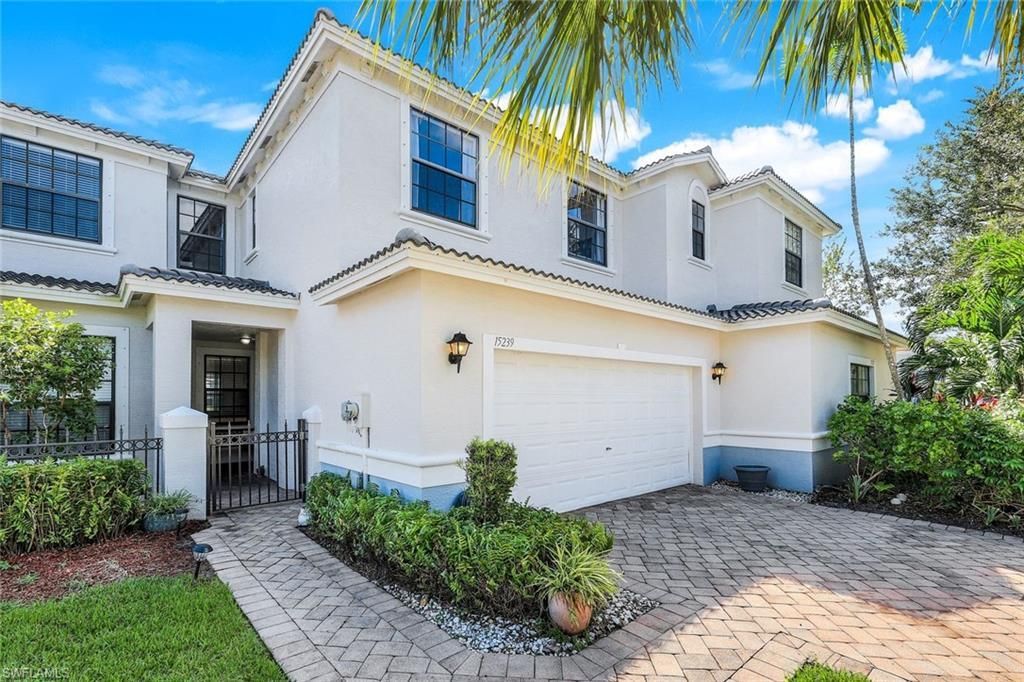 15239 Summit Place Cir, Unit 246, Naples, FL 34119 Photo