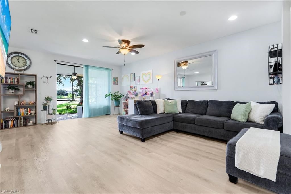 15239 Summit Place Cir, Unit 246, Naples, FL 34119 Photo