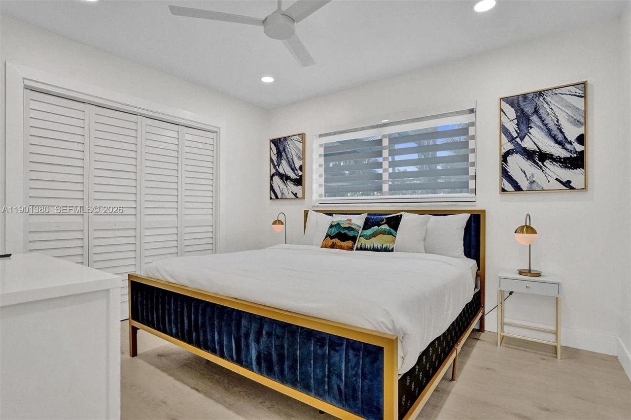 1141 N Northlake Dr, Hollywood, FL 33019 Photo