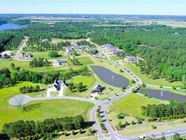 102 Mount Pleasant Boulevard, Fairhope, AL 36532