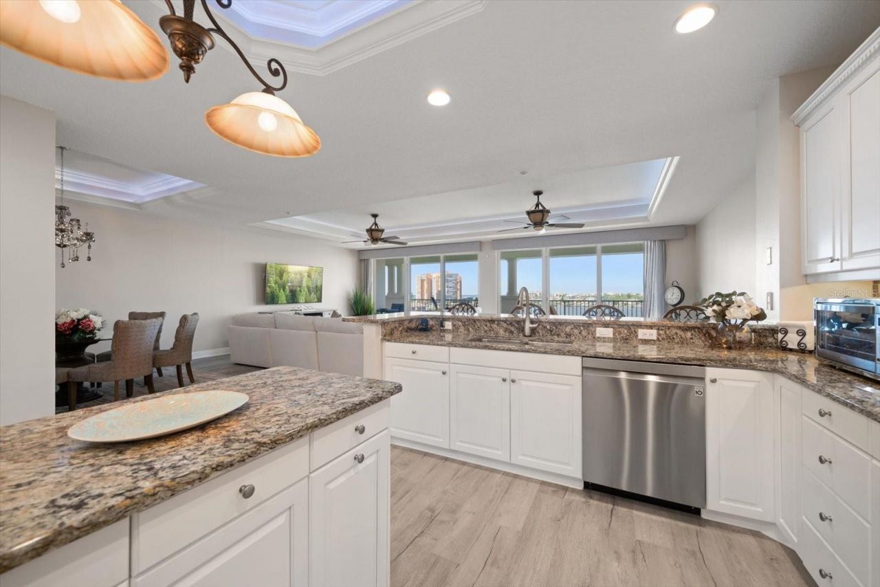 17745 Gulf Boulevard, Unit 702, Redington Shores, FL 33708 Photo