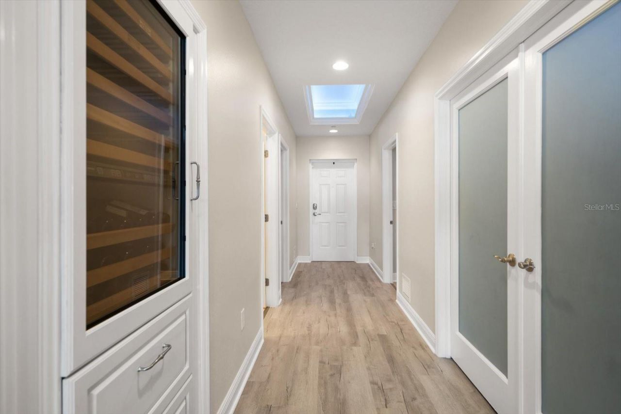 17745 Gulf Boulevard, Unit 702, Redington Shores, FL 33708 Photo