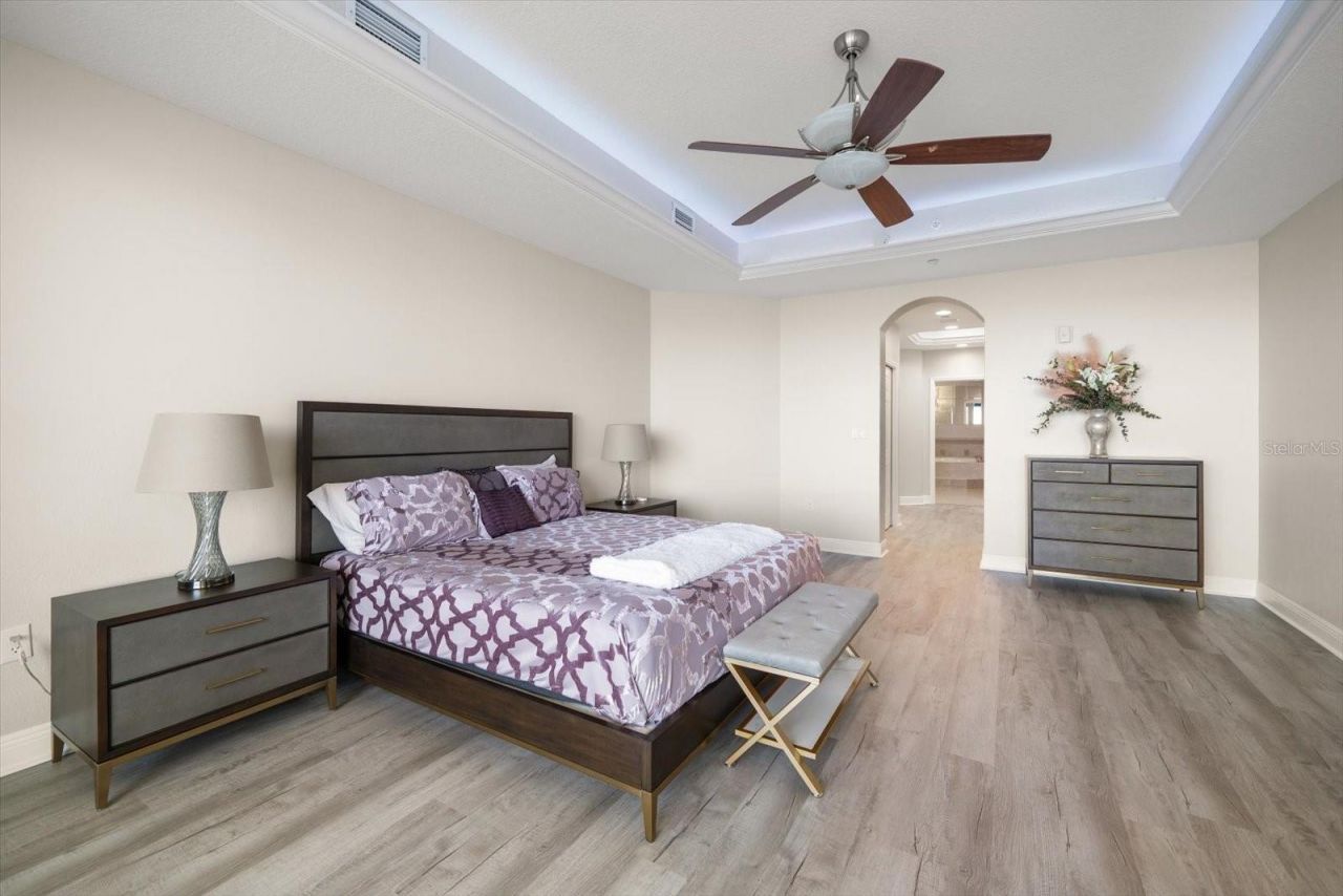 17745 Gulf Boulevard, Unit 702, Redington Shores, FL 33708 Photo